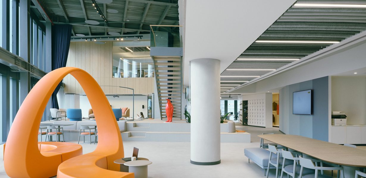 EKAP8537_jtnW © 2025